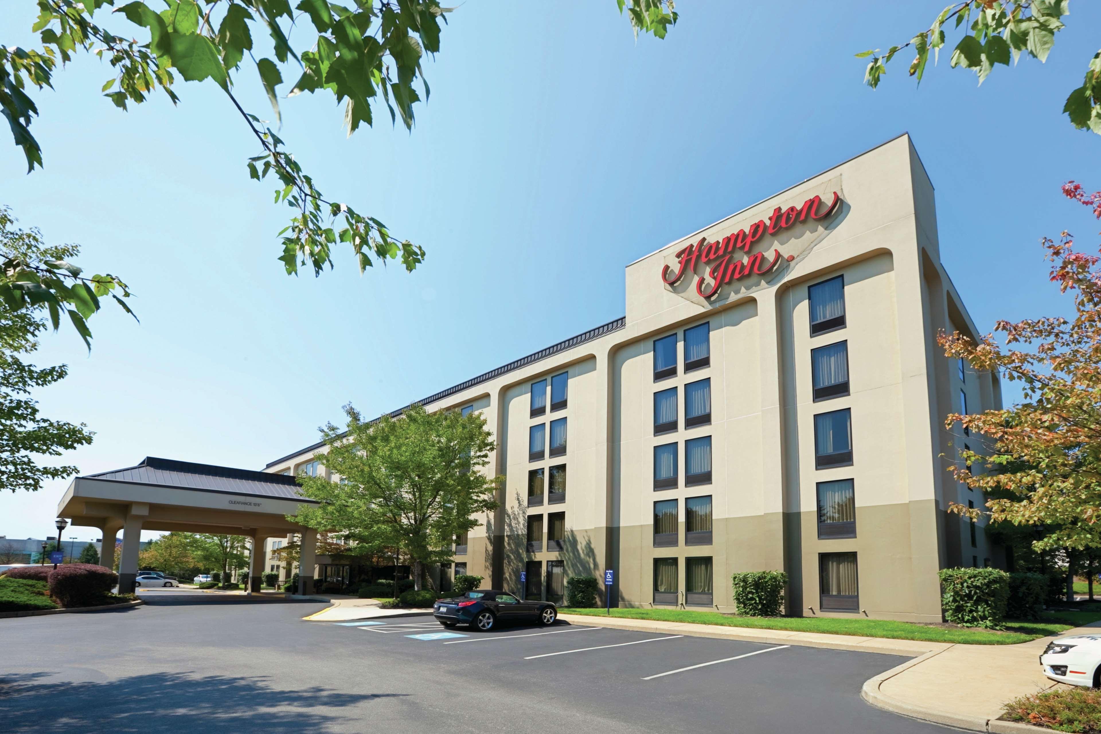 Hampton Inn - Йорк Экстерьер фото