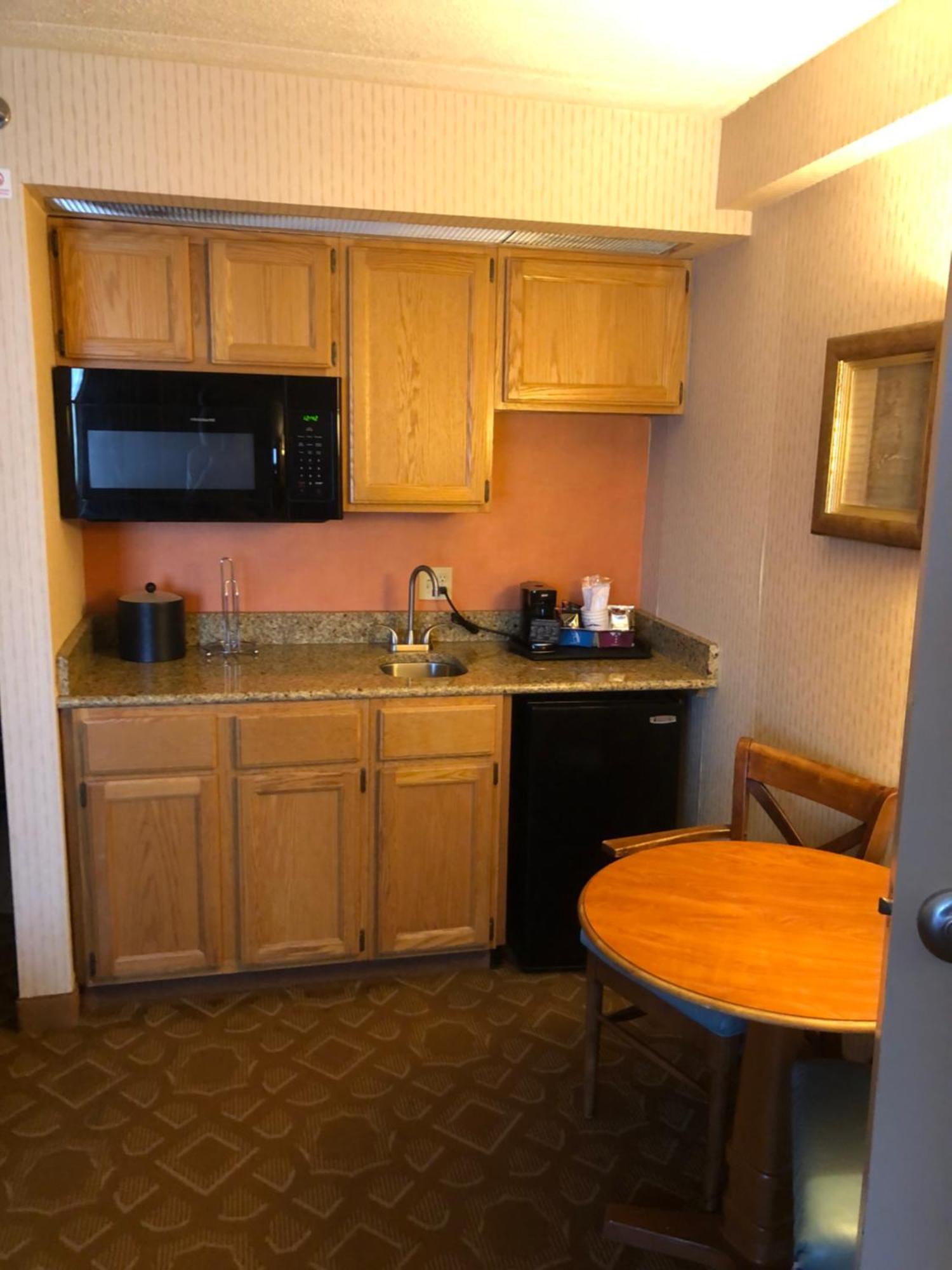 Hampton Inn - Йорк Экстерьер фото