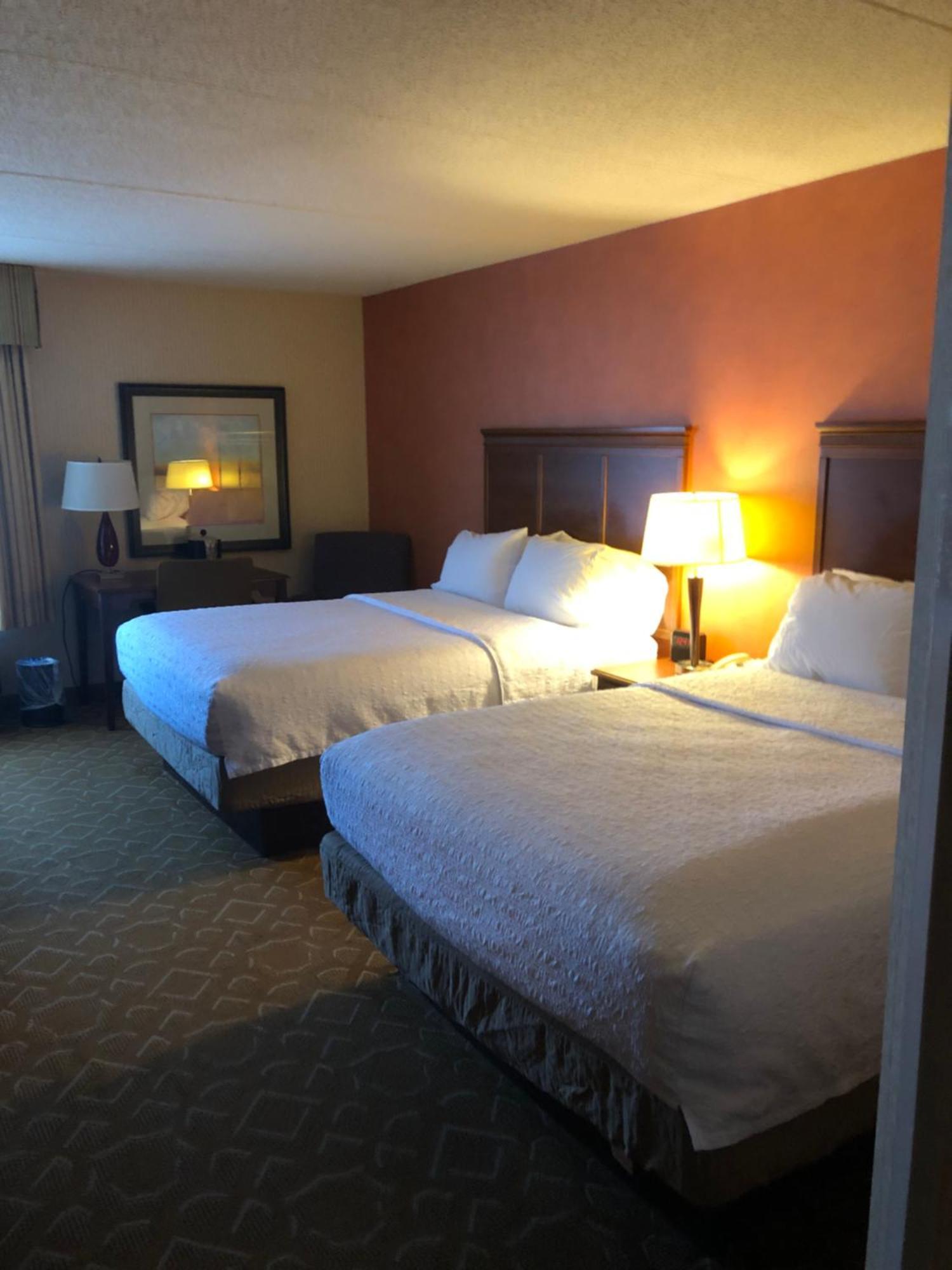 Hampton Inn - Йорк Экстерьер фото
