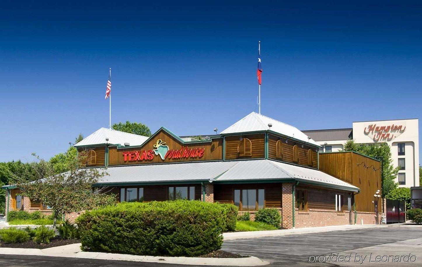 Hampton Inn - Йорк Экстерьер фото